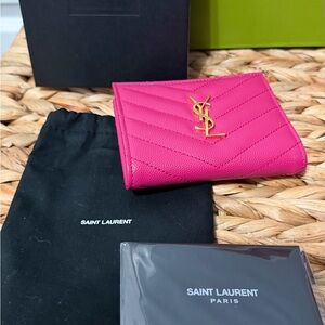 YSL Saint Laurent bi fold wallet in Fuscia Grain De Poudre